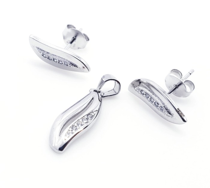 1432